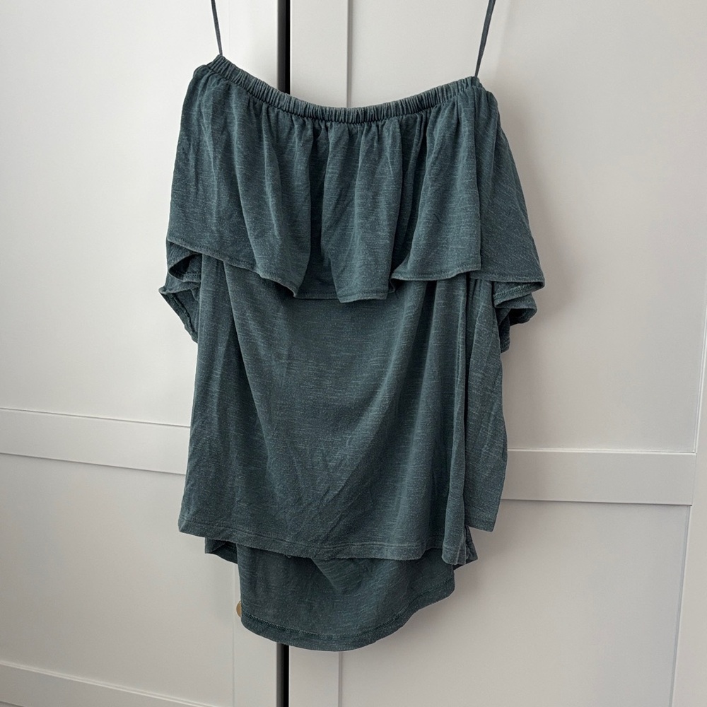 American Eagle Outfitters Off-Shoulder Ruffle Camisole in Teal